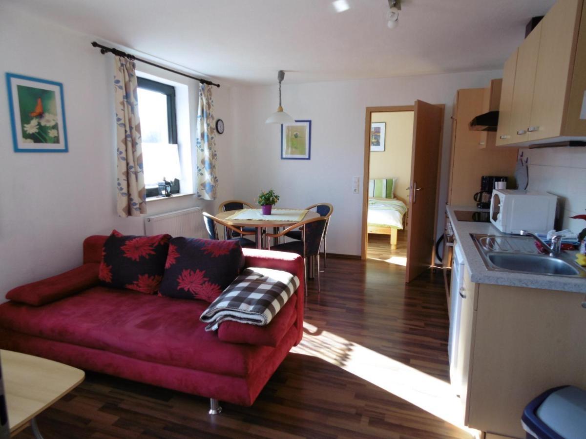 Ferienwohnung Schaefer Waldbreitbach Bagian luar foto