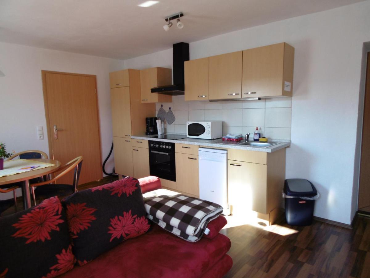 Ferienwohnung Schaefer Waldbreitbach Bagian luar foto